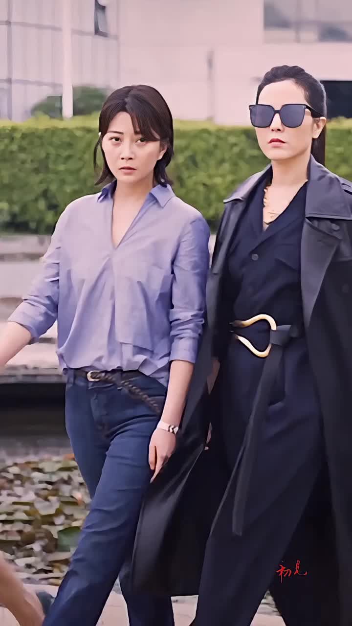 阳光姐妹淘三大女神，辛芷蕾殷桃曾黎，成熟女人魅力太吸睛