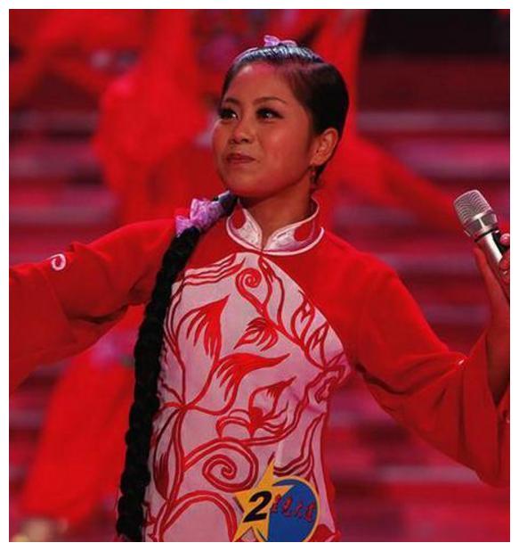 为了上星光大道花费120万,还被骗40万的农村女孩,现状如何了?休闲区蓝鸢梦想 - Www.slyday.coM 为了上星光大道花费120万,还被骗40万的农村女孩,现状如何了?休闲区蓝鸢梦想 - Www.slyday.coM