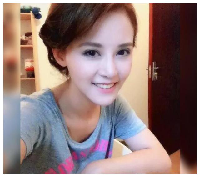 女友,曾因怒扇谢娜两巴掌淡出娱乐圈,如今被骂老太婆|张杰|谢娜|段曦