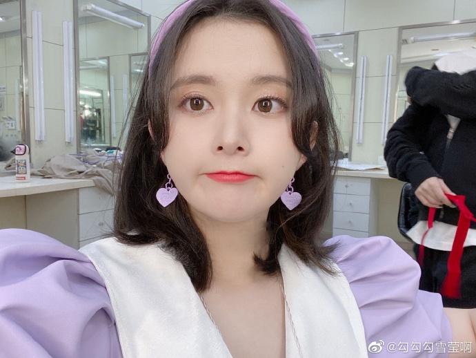 美少女勾勾勾雪莹迷人写真美照好看啊