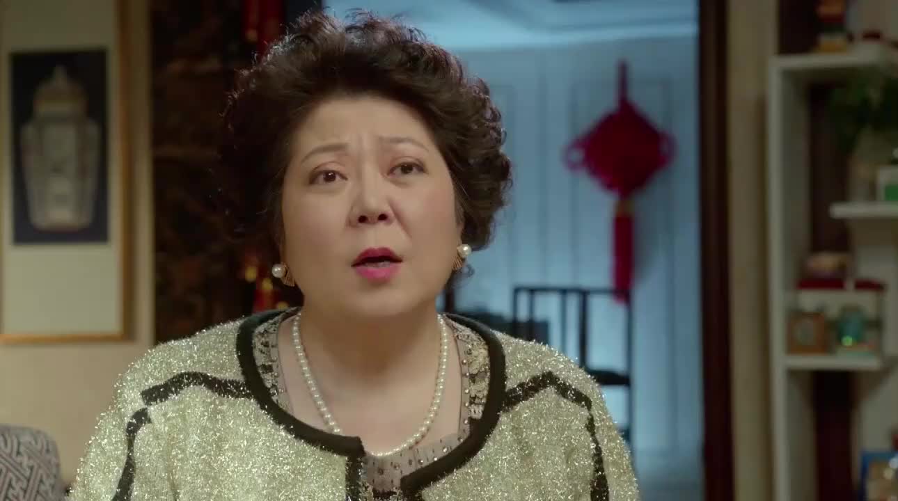 小别离蒂娜责怪亮忠亮忠欲起身离开被刘姥姥拦住