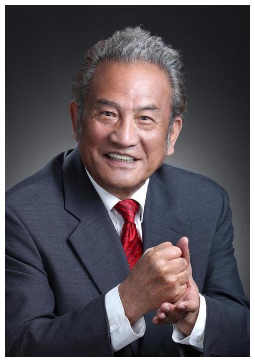 双料影帝杨在葆:因演技好入狱4年,妻子去世后今85岁怎样了