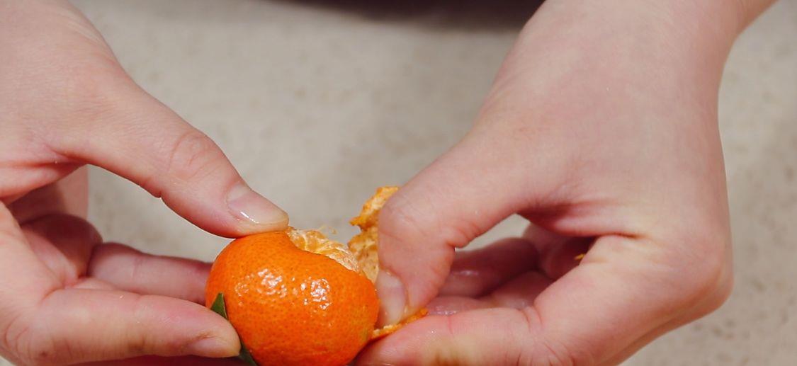 阳春3月吃不完的沙糖桔别扔掉直接塞进这几种粉里好看好吃