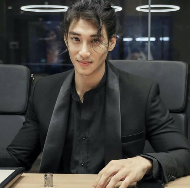 走红全网的缅甸男模,高颜值撞脸金城武,"海王"身材让女士想嫁_高清图