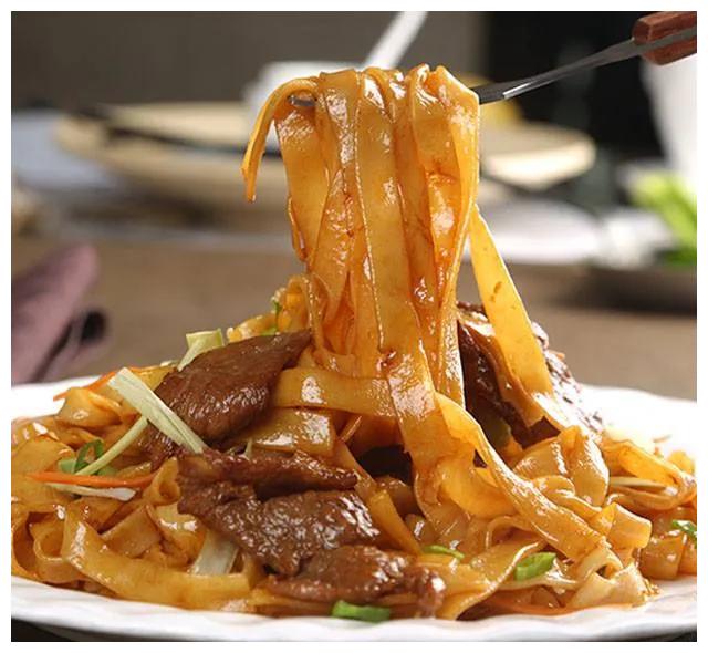 舌尖美食干炒牛河
