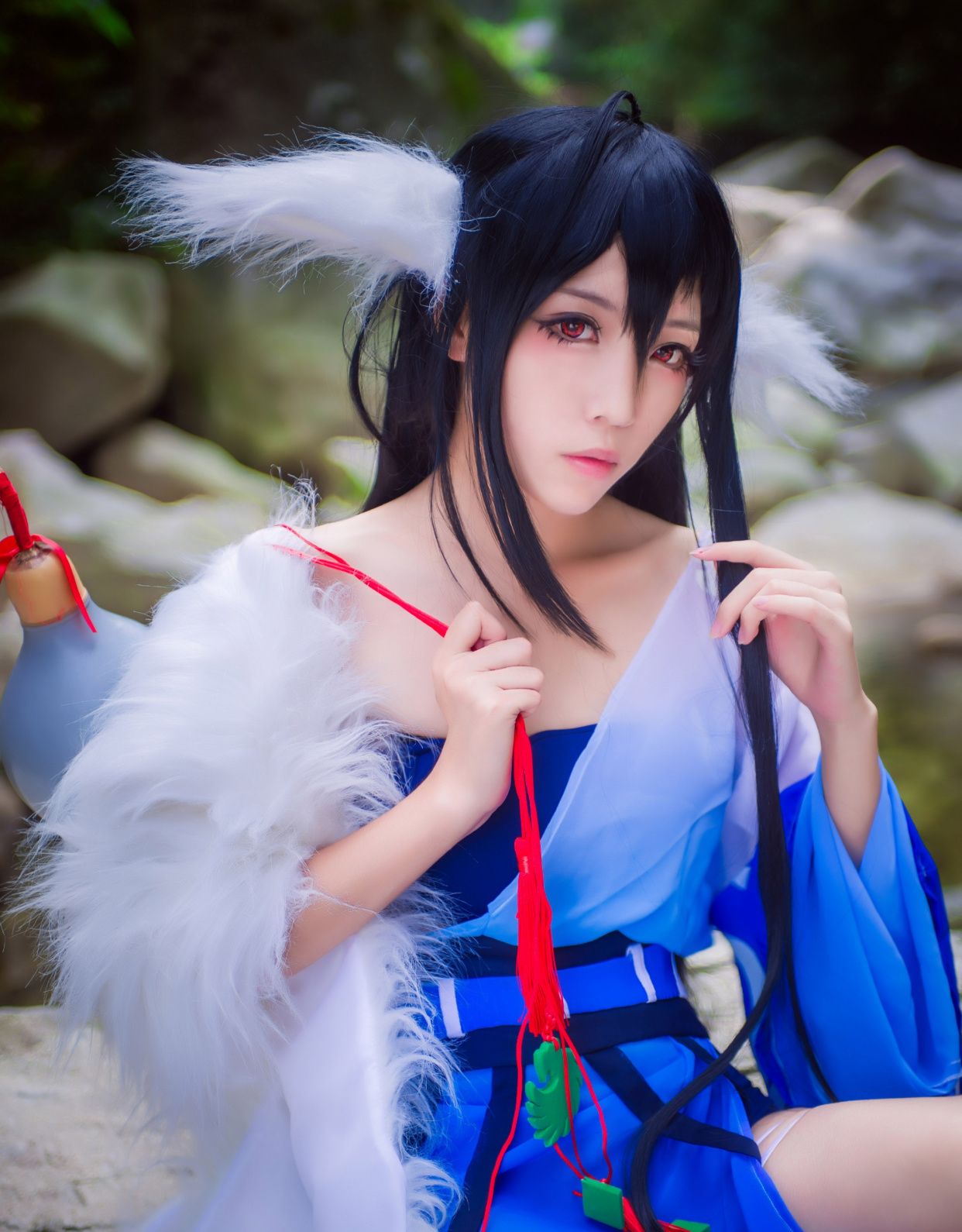cosplay:不穿鞋光着脚的涂山雅雅,原来可以这么漂亮