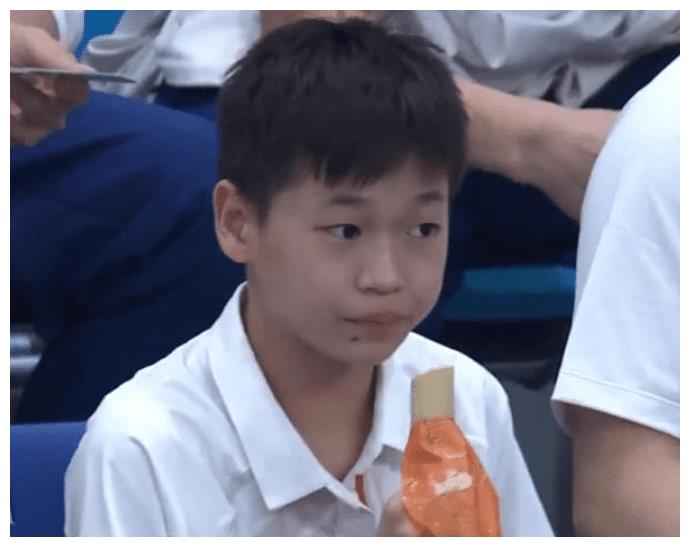 全红婵顿顿吃辣！主持人：不喜欢广东口味吗？恩师：去北京后变了休闲区蓝鸢梦想 - Www.slyday.coM