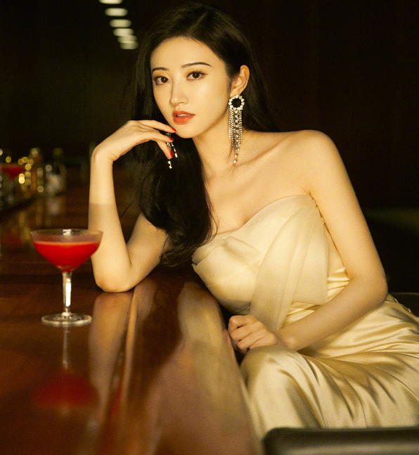 北影校花景甜唯美写真