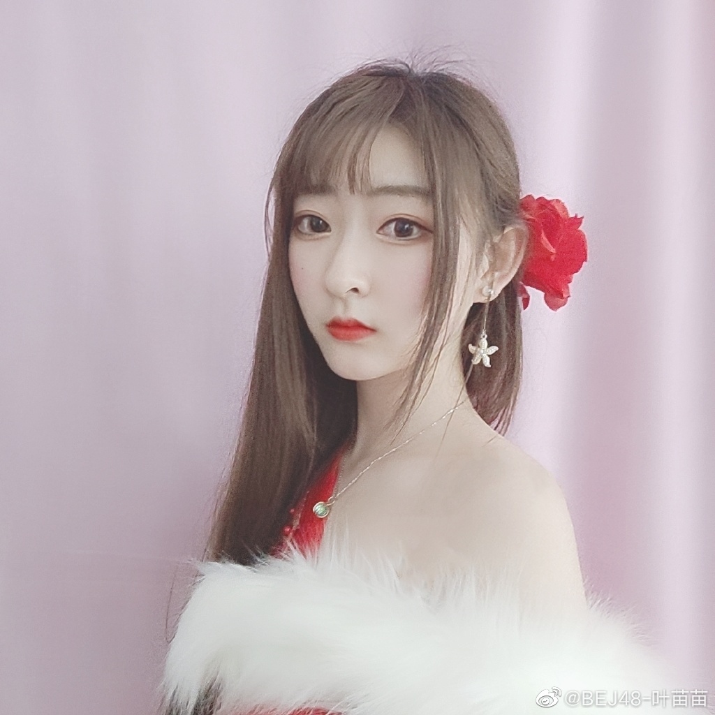 魅力美少女bej48-叶苗苗迷人写真美照