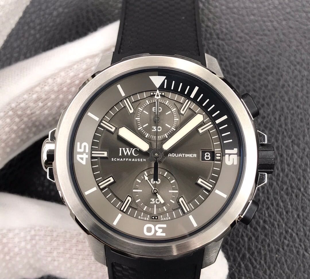 v6万国海洋时计 iwc"鲨鱼"计时腕表,上天入地,无所不能
