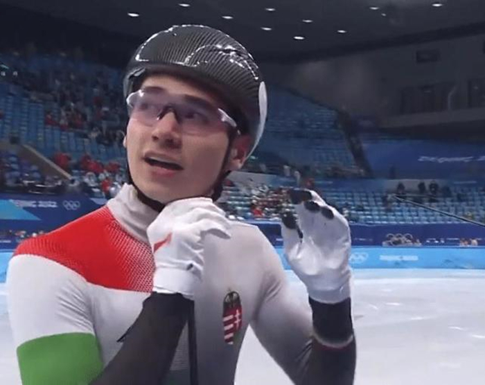 刘少昂夺冠却被骂！网友质疑其两面三刀，联手<a href=