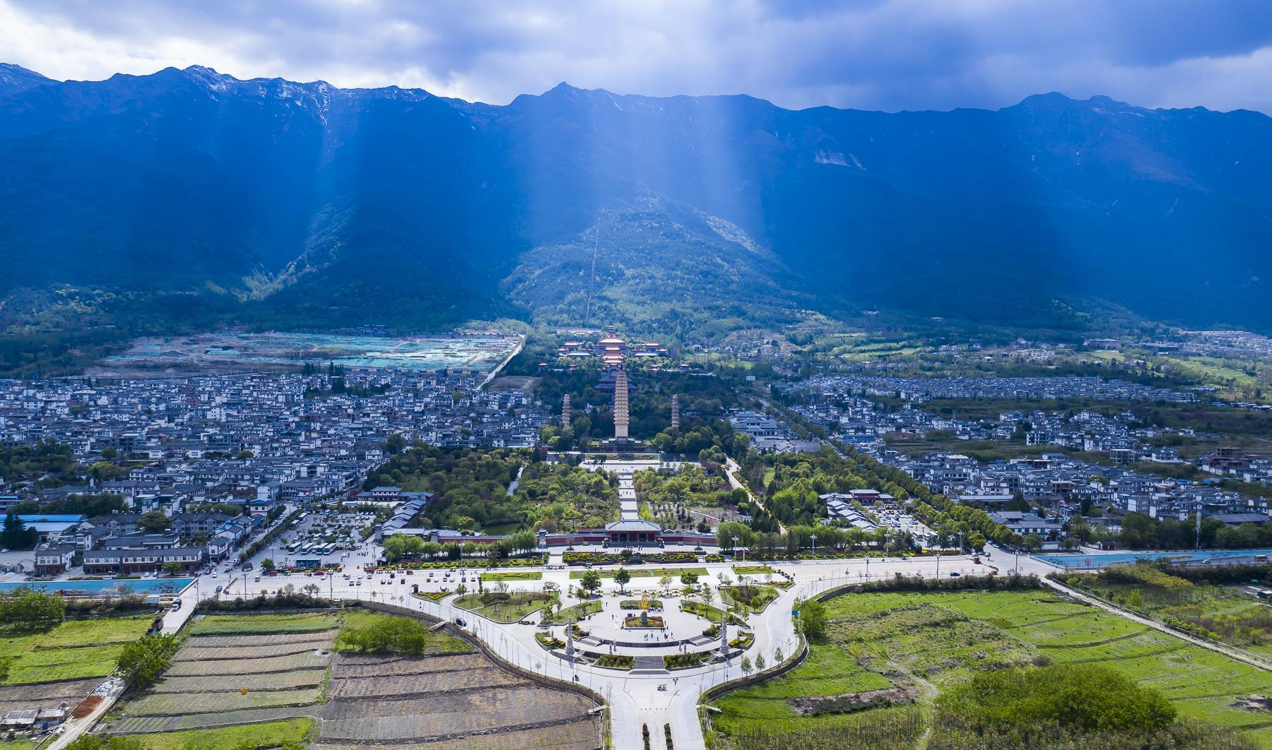 中国最"文艺"的3座古塔,建筑精美,通透灵动,堪称一大盛景