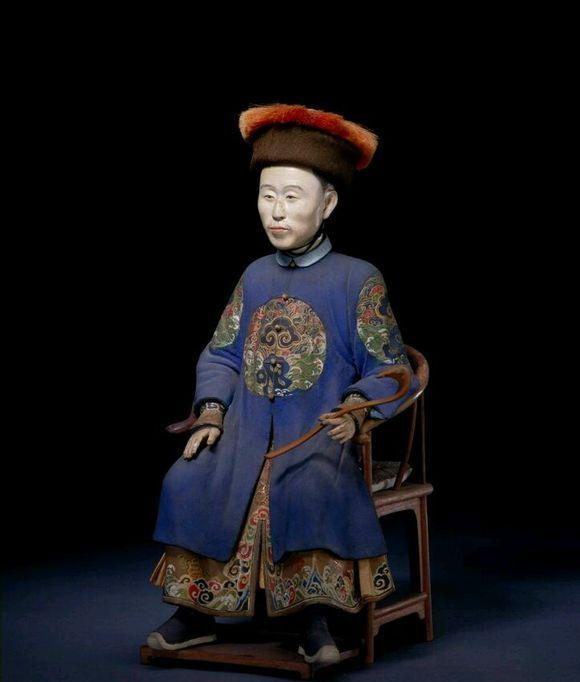 雍正皇帝究竟长啥样?这座塑像最接近真容,原来电视剧都是骗人的__财经头条