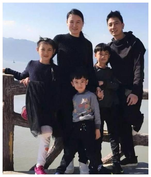 林生斌娇妻女助理上位参与整个索赔过程怀孕更是意料之中