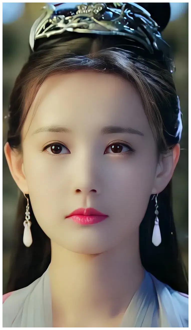 李一桐古装真美媚者无疆中的她柔情似水一笑嫣然