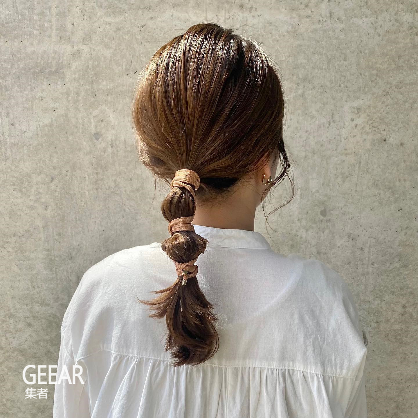 日本女生绑出优雅又时髦的低马尾发型