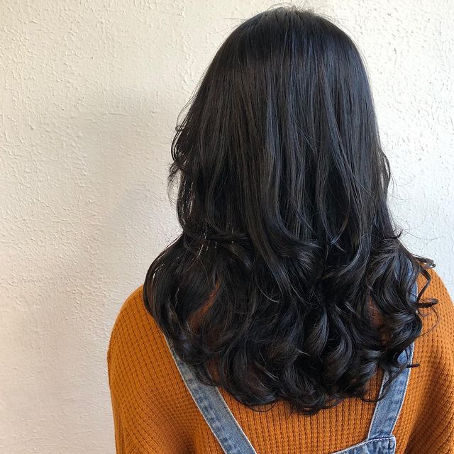 发尾烫一圈,简单又时尚,不用打理都好看