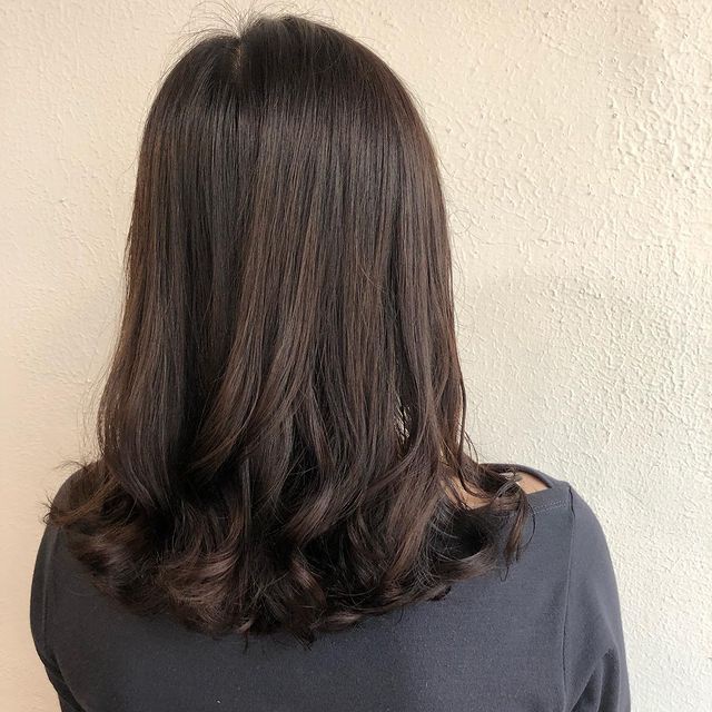 发尾烫一圈,简单又时尚,不用打理都好看