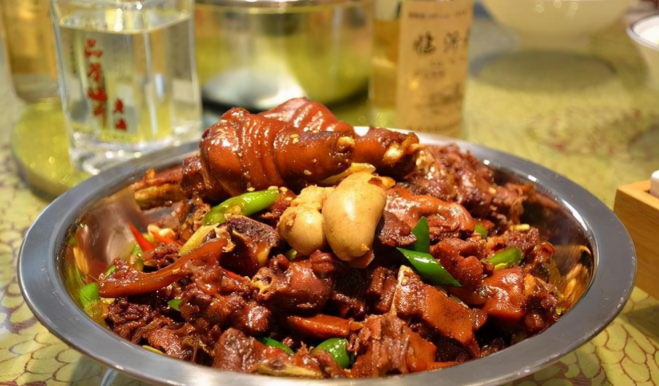 临沂炒鸡快餐江湖沉浮录：野鸡店迁徙背后的味觉经济学