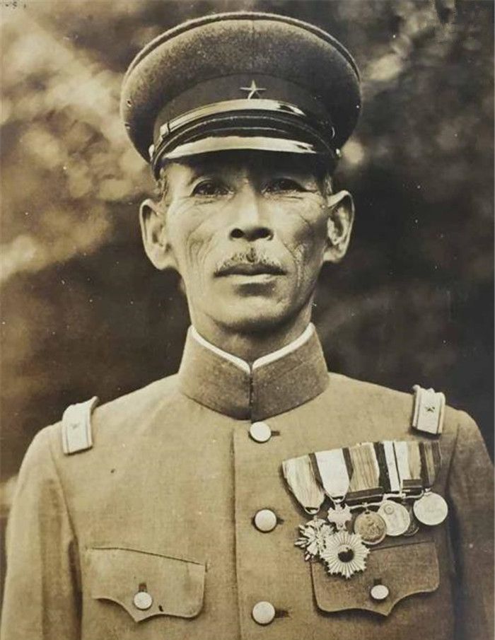 日本军官黑白照图片