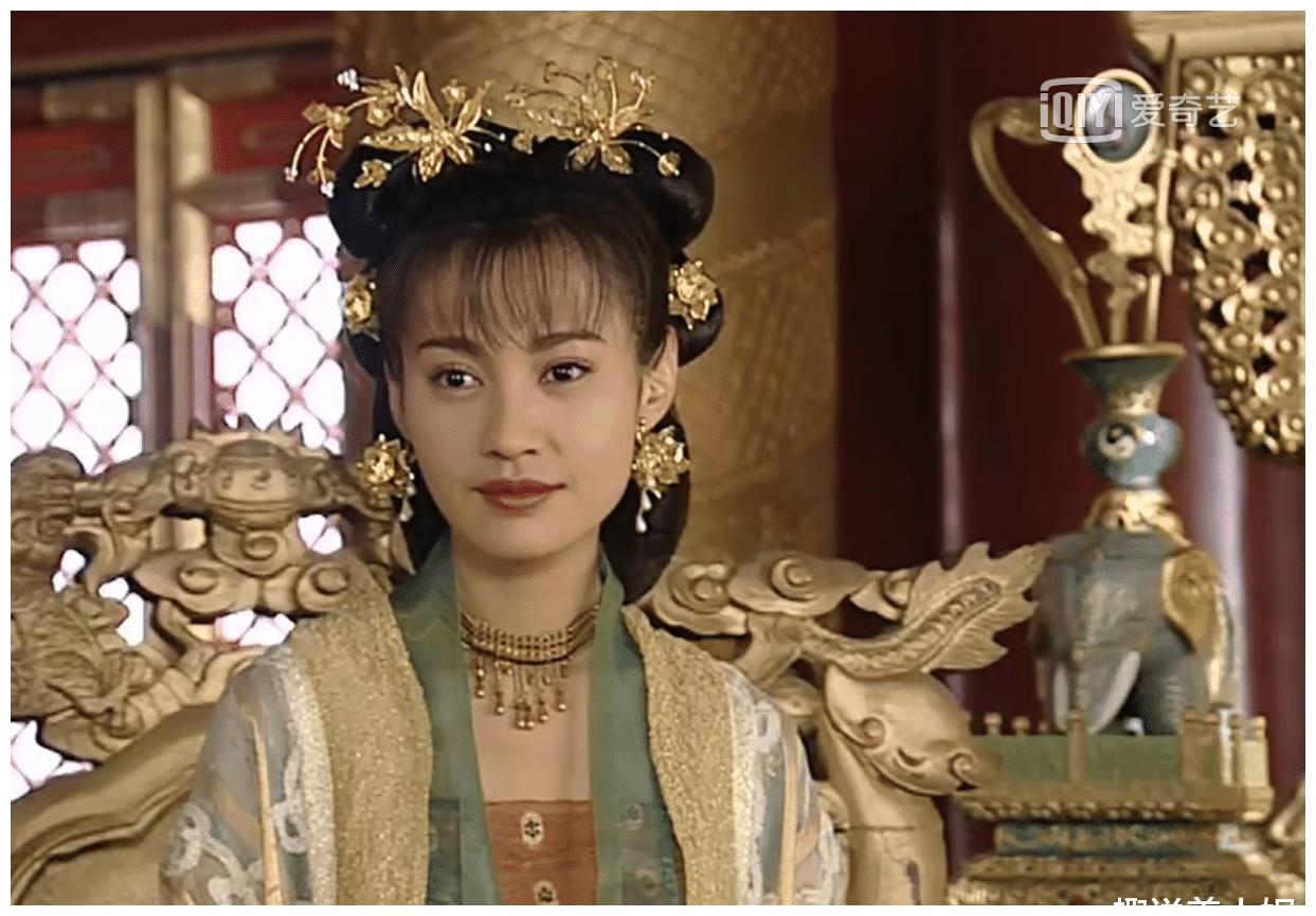 杨雪扮演江玉燕从青楼女子到盛世皇妃十个造型集合清纯与妖媚