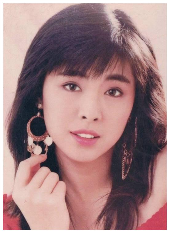 王祖贤生日许愿,人美心善,看香港同期女星发展现状!__财经头条