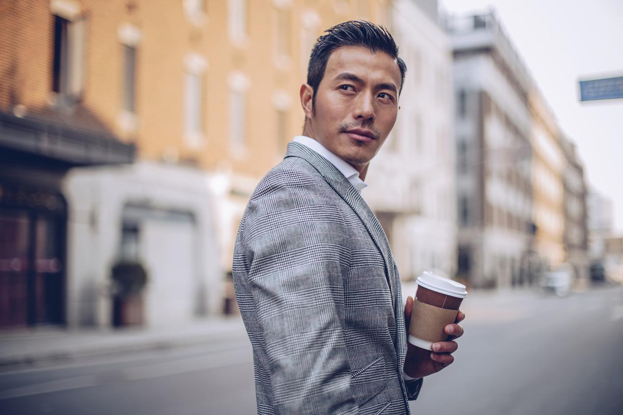 男人不够阳刚,缺少"男人味"?这3个方法或可助你男性魅力十足