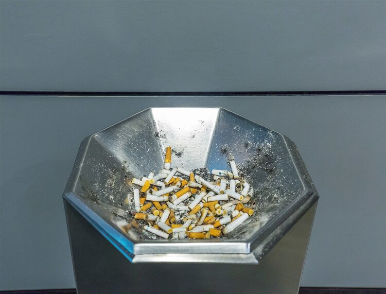 戒烟太痛苦了?烟民成功戒烟后省下的钱能买什么?给你算一笔账休闲区蓝鸢梦想 - Www.slyday.coM 戒烟太痛苦了?烟民成功戒烟后省下的钱能买什么?给你算一笔账休闲区蓝鸢梦想 - Www.slyday.coM