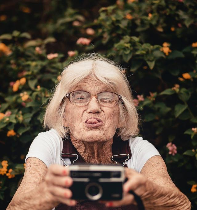 “儿媳，你们把婚房卖了给我治病吧”：儿媳的回答让婆婆心寒！休闲区蓝鸢梦想 - Www.slyday.coM