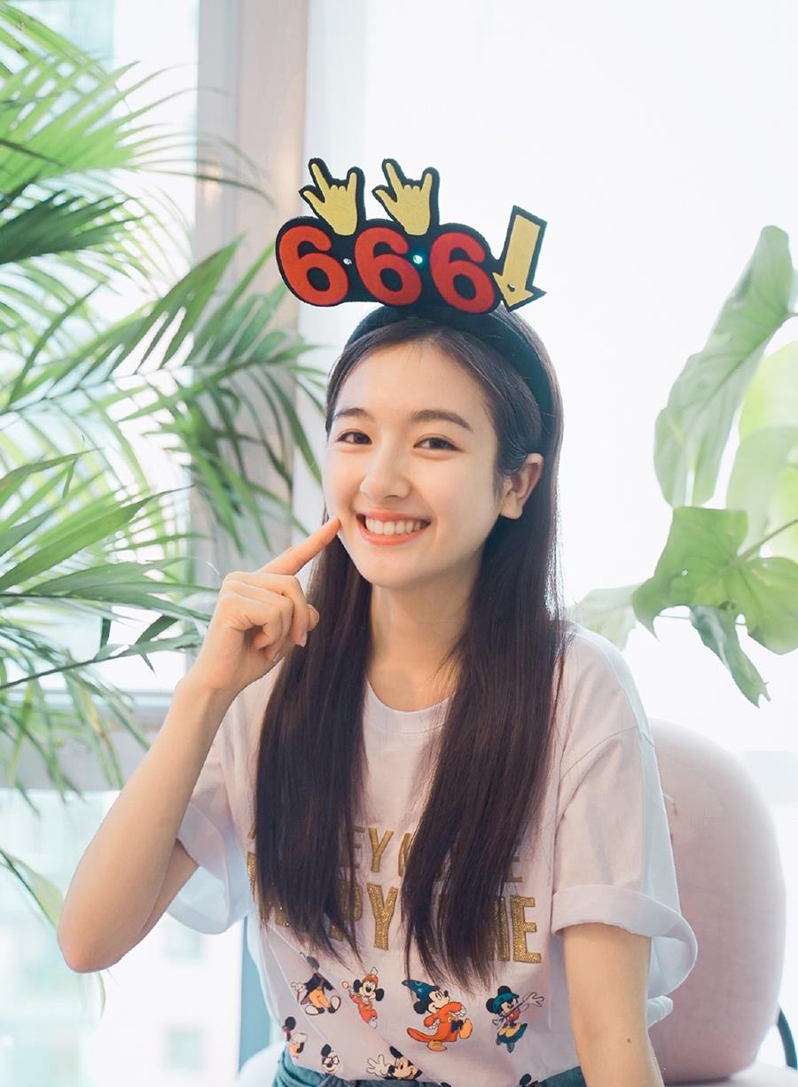 刚播4集就能封神,追剧的小伙伴觉得李兰迪表现如何?