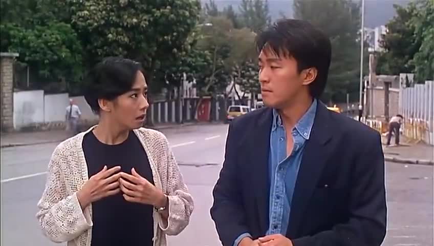 情圣:情圣星爷教女子碰瓷,教完还收学费,不愧是无厘头喜剧