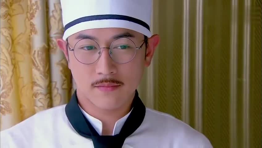 烽火佳人:修锅炉的佟毓婉和厨师杜允唐在金屋相遇,实在搞笑