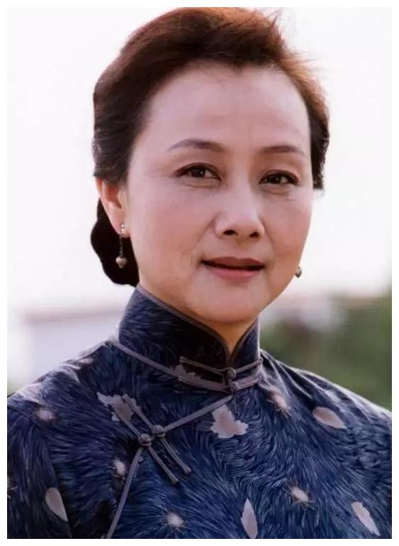 27岁才出道的她,曾拒演剧本却错失影后奖杯,之后再无机会