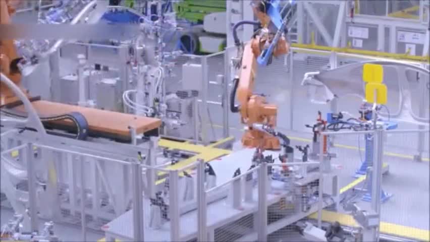 视频：英国工厂生产2020款捷豹XF汽车，看着真舒服！