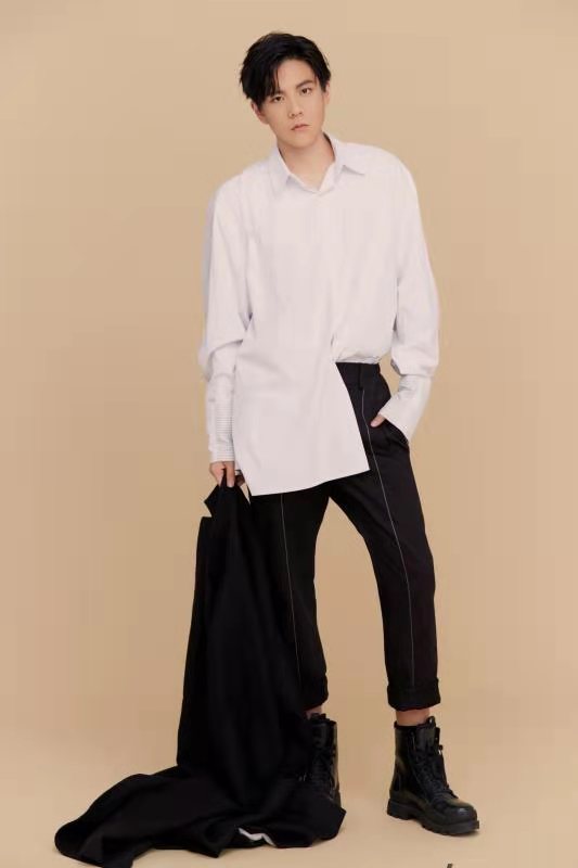 王熙元风衣写真大片轻熟少年绅士沉稳