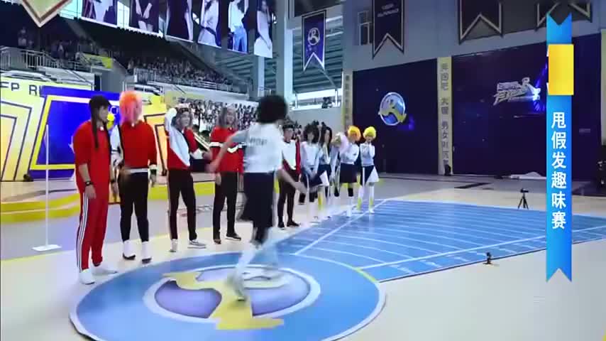 综艺奔跑吧兄弟郑恺甩假发失误陈赫的反应亮了笑到肚子疼