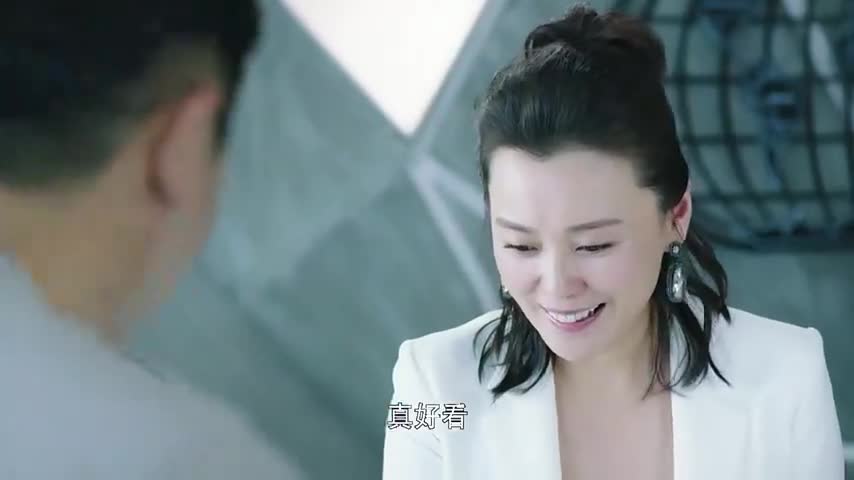 暖暖的幸福:满堂去给美女送旗袍,岂知美女还帮他把巨债还了