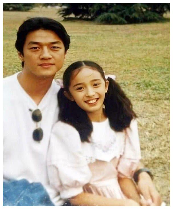 杨幂旧照曝光,原来小时候就这么美,曾与李亚鹏还有过合作