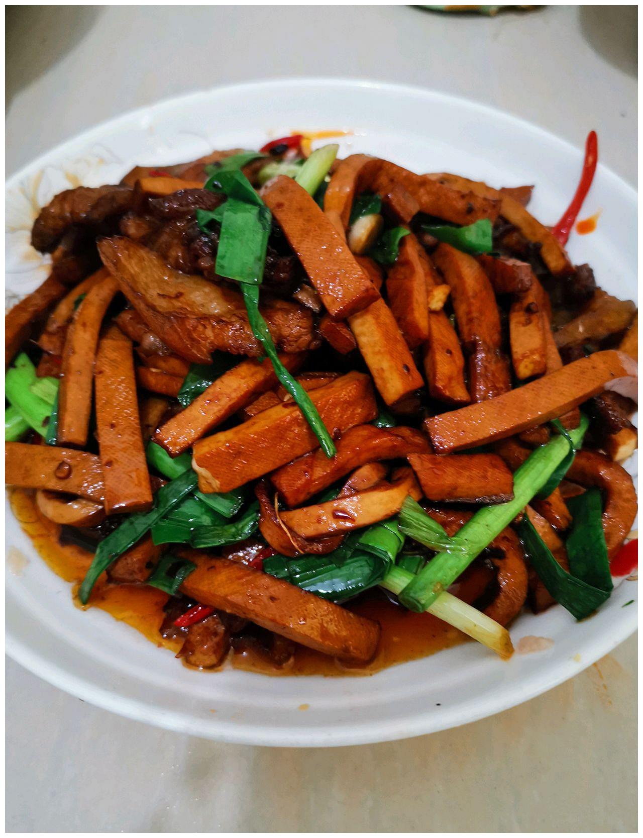 豆干炒肉的做法__财经头条