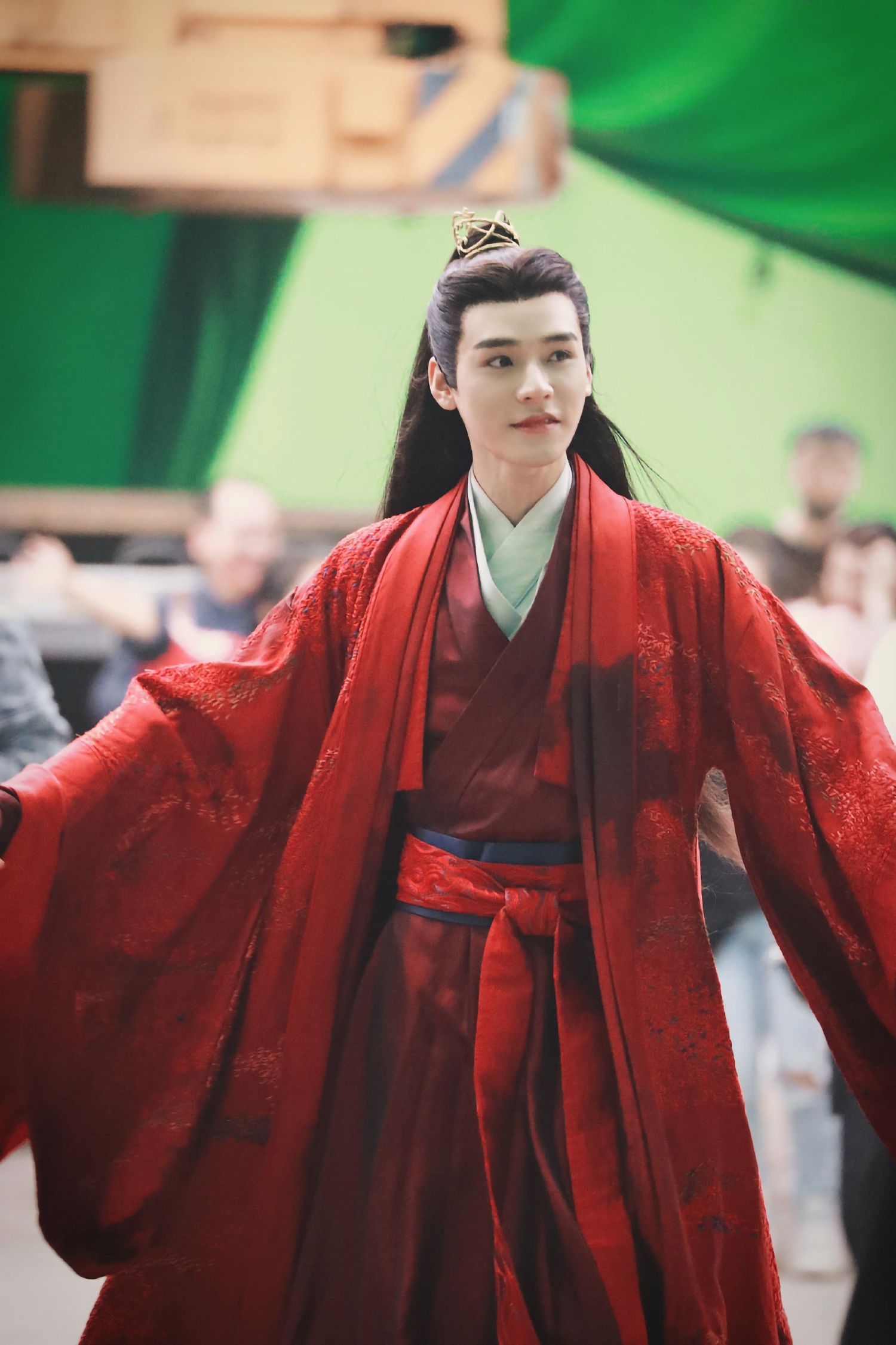 你好火焰蓝定档龚俊张慧雯换新头像放在一起看喜感十足