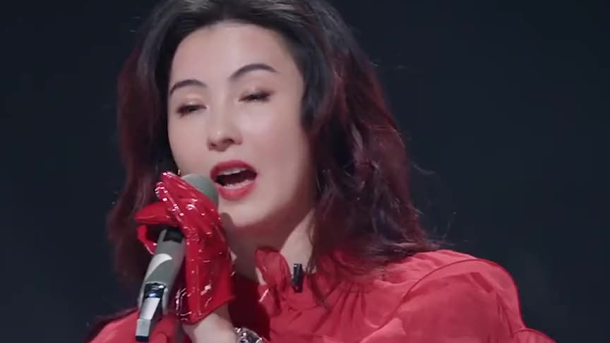 那英嫌弃张柏芝:你唱歌五音不全!张柏芝用粤语回怼