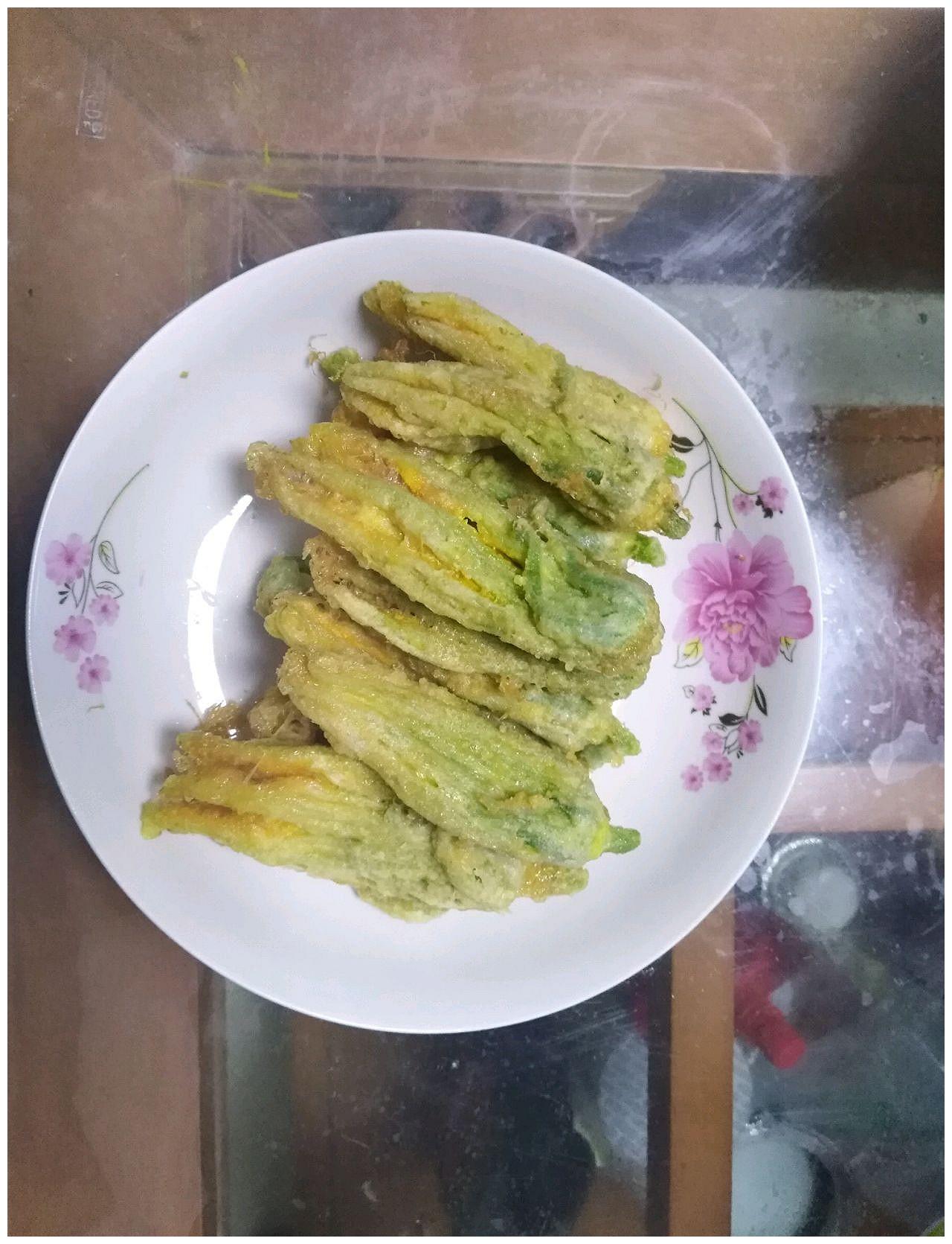 鸡蛋方瓜花的做法_新浪新闻