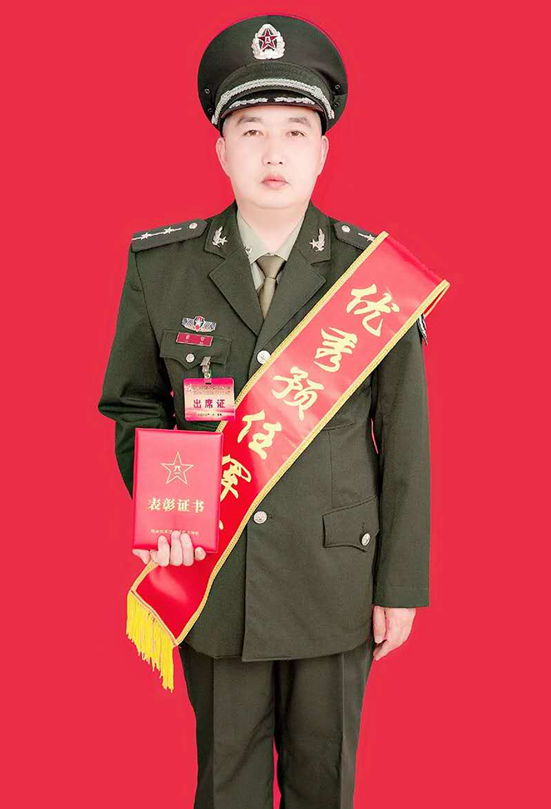 疫情防控一线最美"橄榄绿"|新冠肺炎_新浪新闻