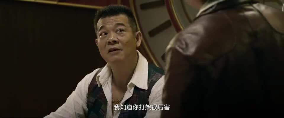 追龙超哥最近正缺人可以给阿豪一个机会