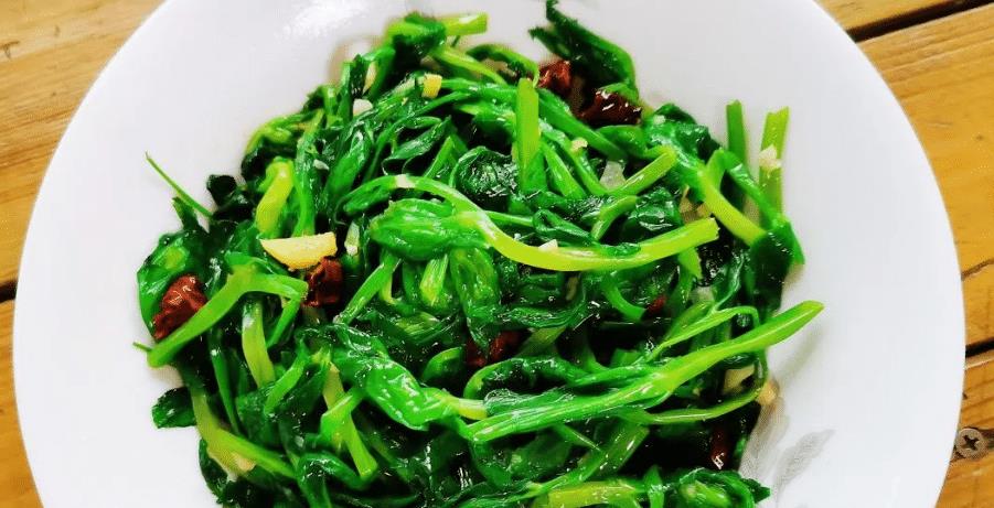 这样做的家常版清炒豌豆尖好吃又美味