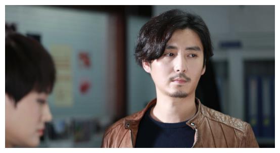 你知道《隐秘而伟大》中的"夏处长"是多优秀的演员吗?__财经头条