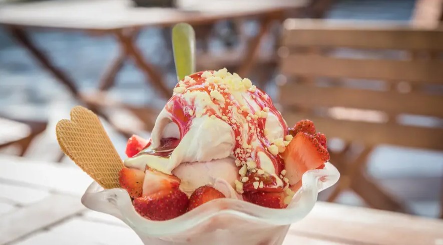 上海集爱医院彭献东医生:吃冰的会不孕?(第一试管网)