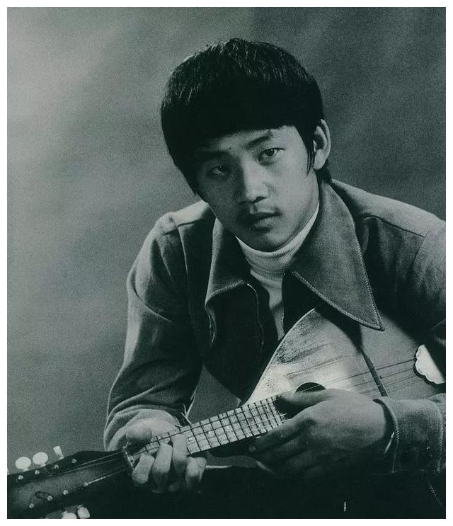 再如谭道良,刘家辉,傅生,陈星等著名打星,他们对香港影视事业的贡献