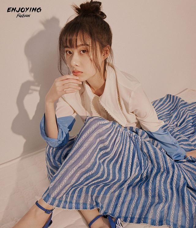 曹曦月《校花的贴身高手》的女主楚梦瑶,清纯可爱的极品校花_高清图集