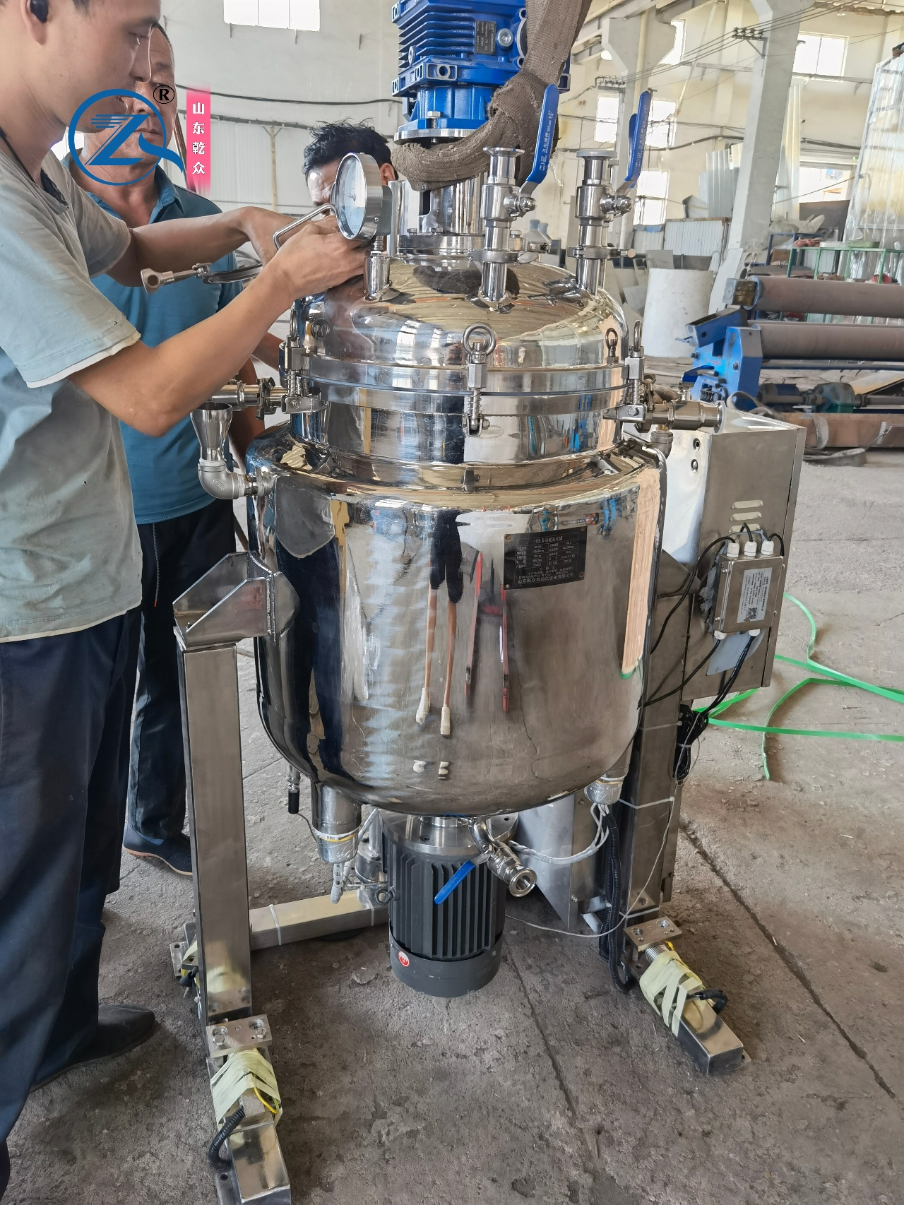 100l全自动多功能不锈钢乳化搅拌罐加工调试,具备冷却,变频__财经头条